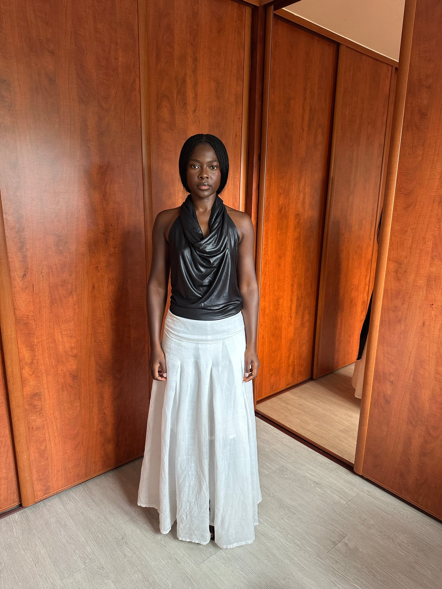 VINTAGE CUTOUT PLEATED SKIRT