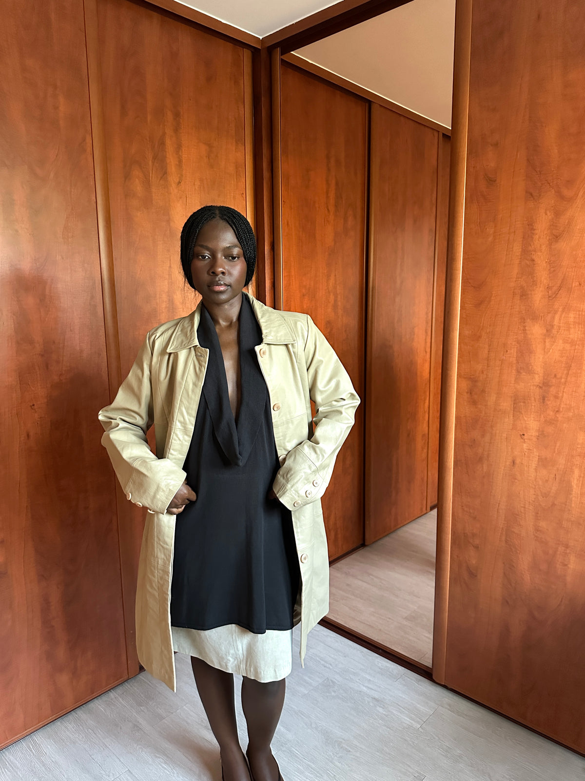 VINTAGE CLASSIC LEATHER COAT