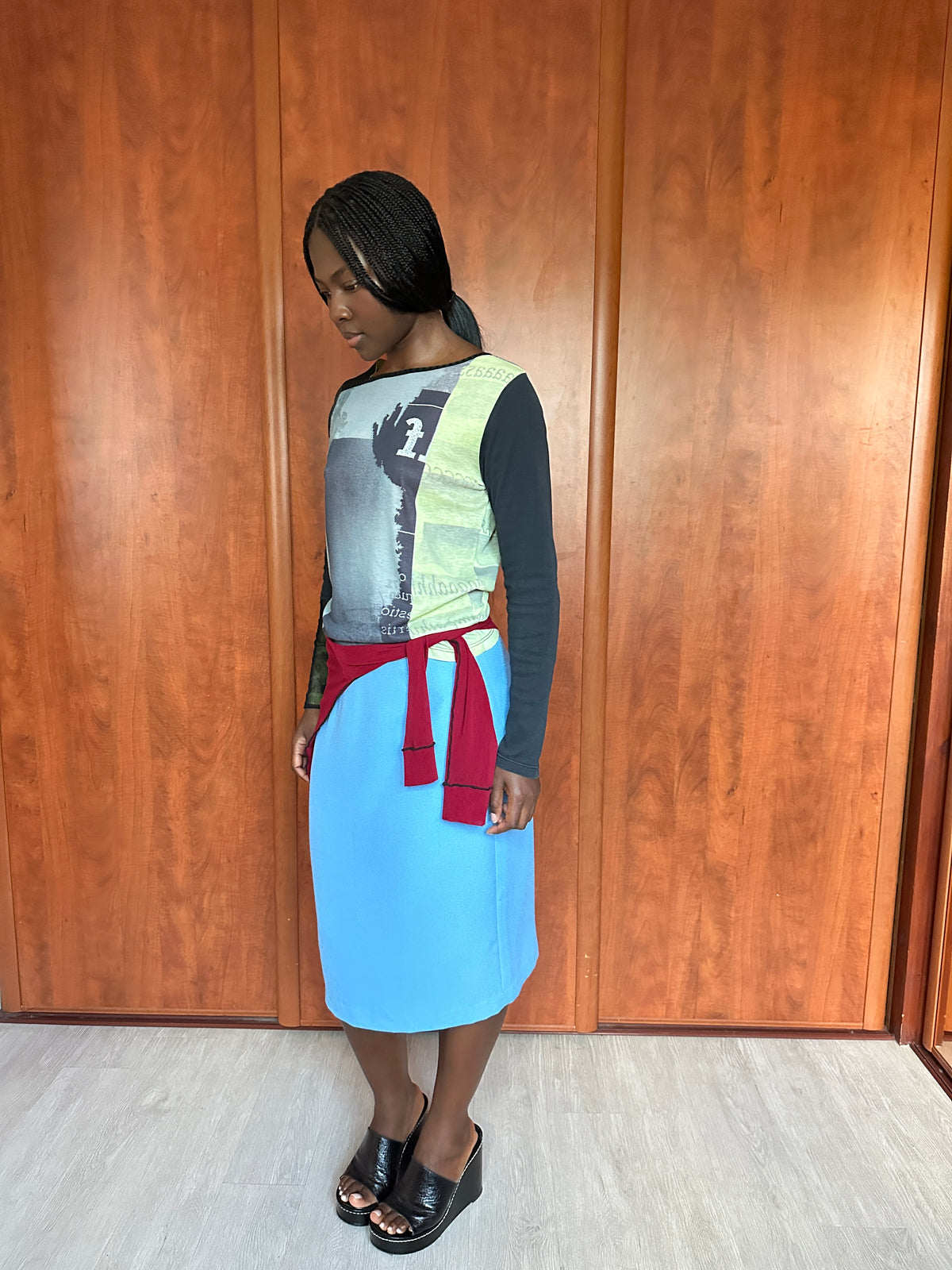 VINTAGE BLUE MIDI SKIRT