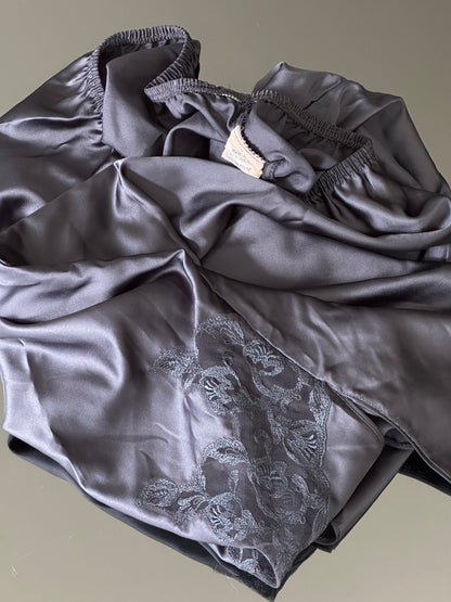 VINTAGE SATIN SKIRT